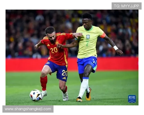 记者：维尼修斯不会去巴西队报到，他大概伤缺10天